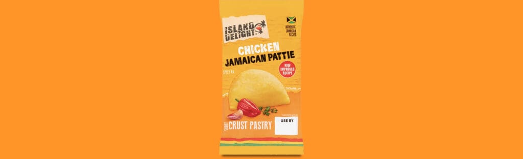 Cross-section of a Jamaican pattie showing its ingredients